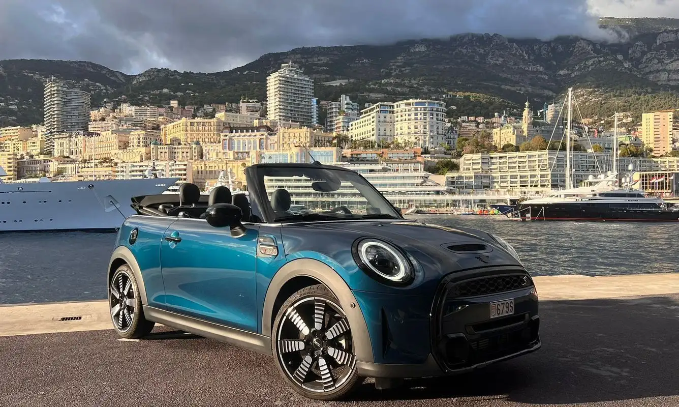 rent Mini Cooper Cabrio rent Mini Cooper Cabrio